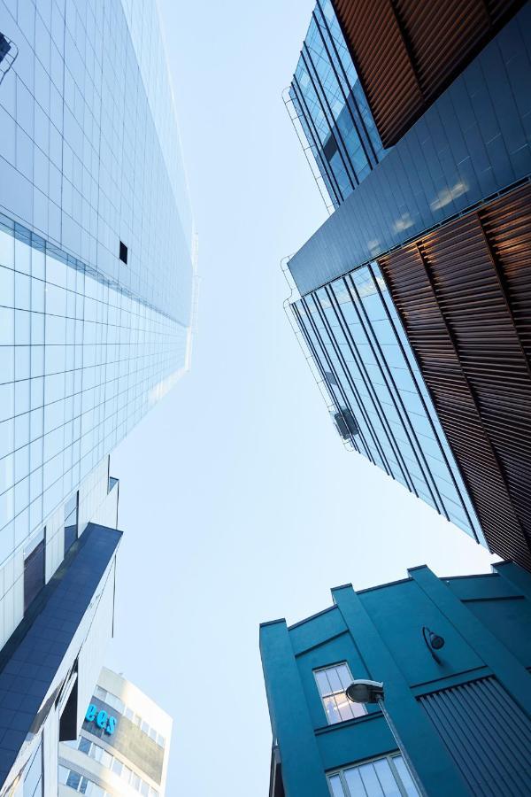 Skyscraper Seaview